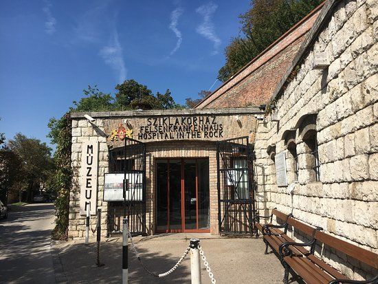 Ospedale nella Roccia